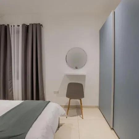 Apartment Luxurious